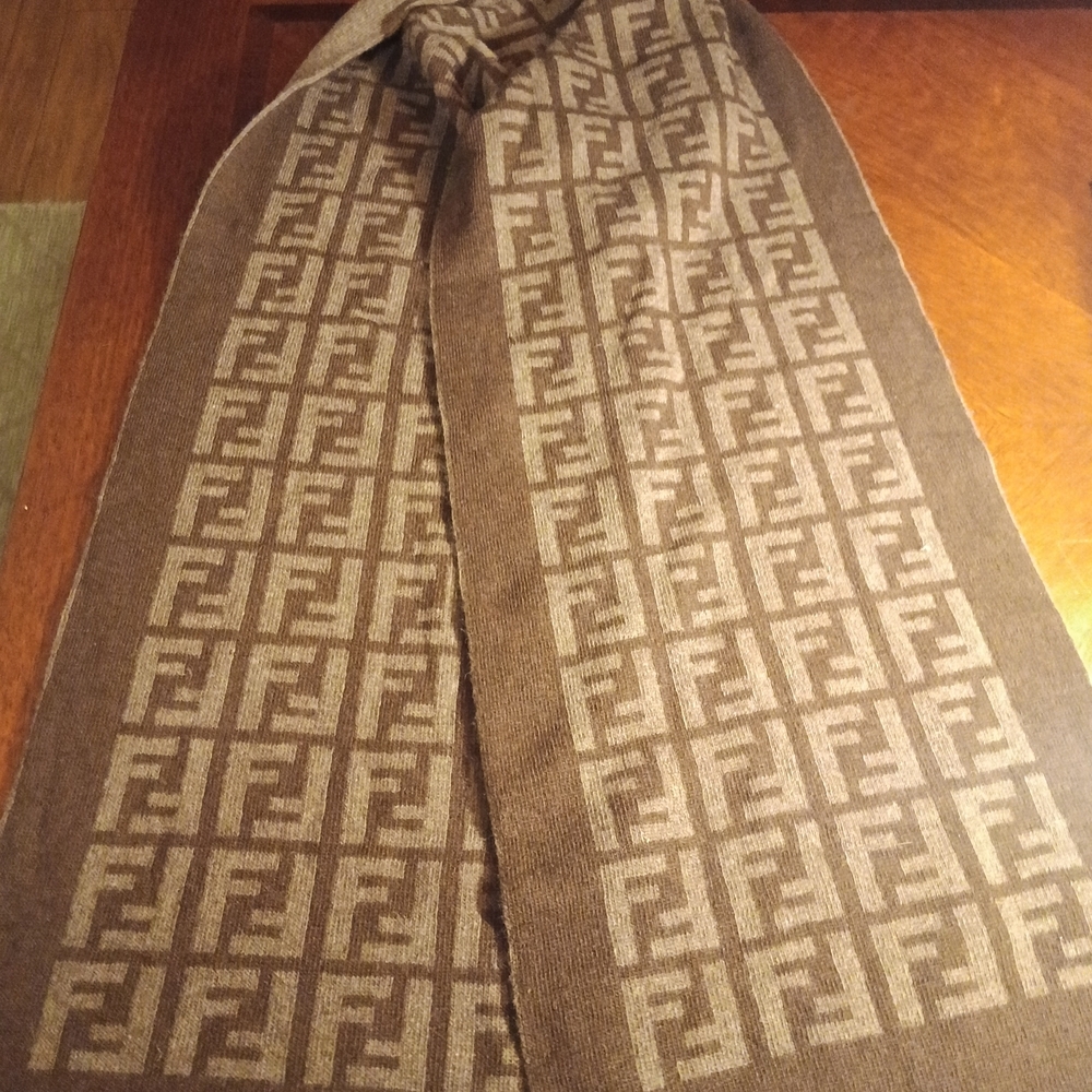 Fendi Brown Logo Scarf - Picture 5 of 10